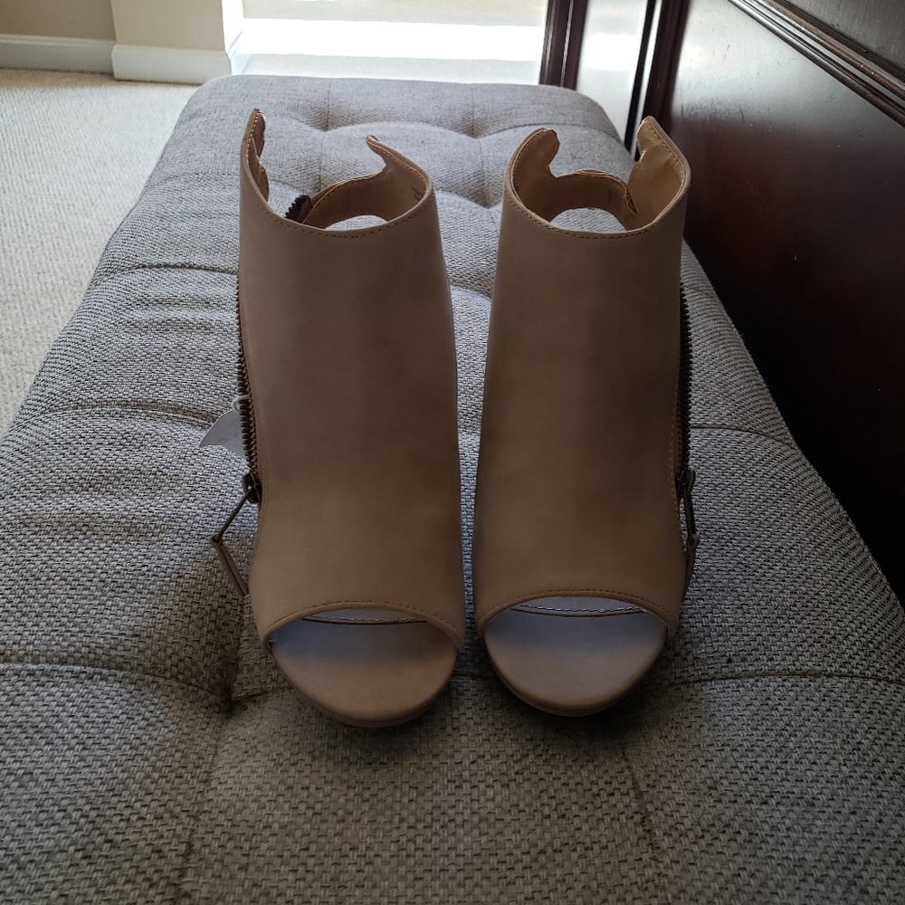 Brand new wedges